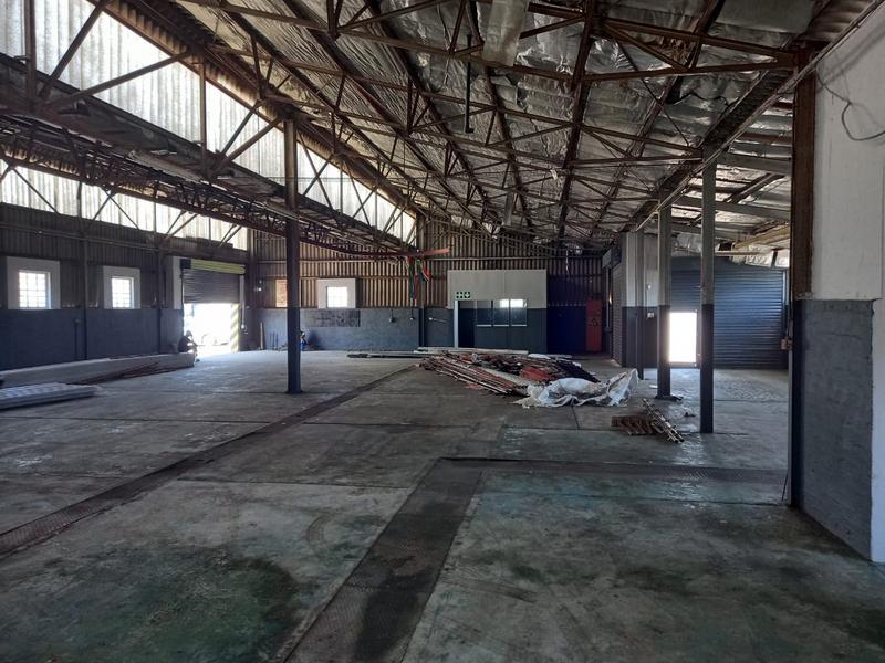 To Let commercial Property for Rent in Neave Industrial Eastern Cape